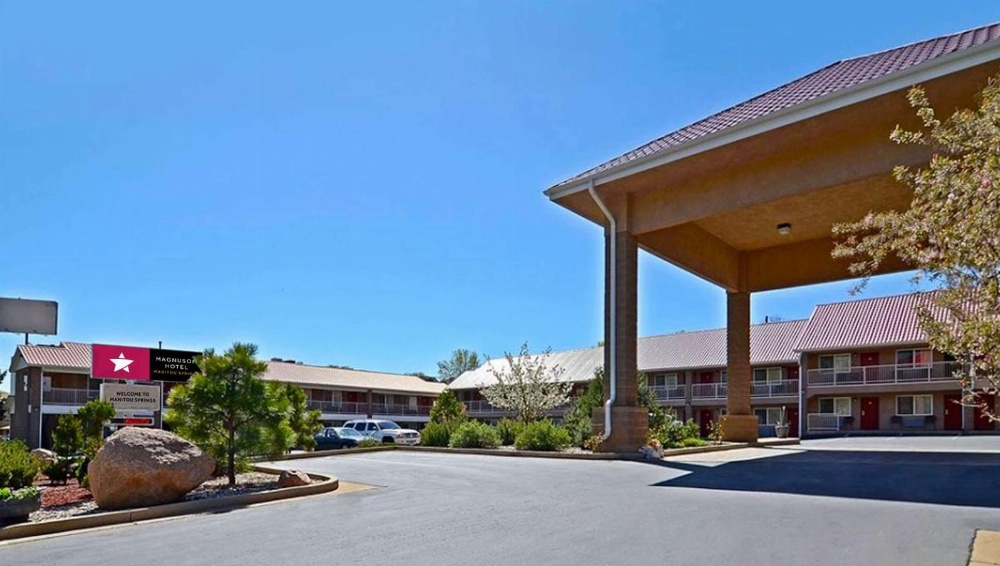 Magnuson Hotel Manitou Springs Main image